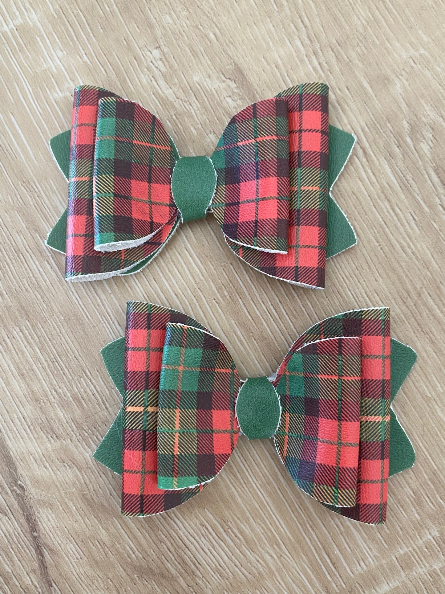 Christmas Theme Non-Clay Bows